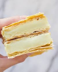 Vegan Vanilla Custard Slice Is Here Creamy Vanilla Custard Between Flaky Pastry It S 6 Ingredients With 2 Optional Ing Meilleur Recette Recette Patissiere