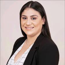 Omayra Ramos's Instagram, Twitter & Facebook