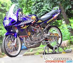 Memodifikasi motor kawasaki ninja 150 rr tidak sulit, hanya perlu sedikit sentuhan kreatifitas dan inovasi dari sang pemilik motor. 34 Konsep Penting Modifikasi Ninja 2 Tak Thailook