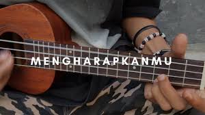 Lagu berjudul jangan menangis untukku merupakan lagu yang dinyanyikan luvia. Chord Ukulele Lirik Lagu Mengharapkanmu Tegar Septian Aku Ingin Kau Ada Di Sini Tribun Solo