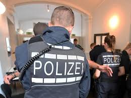 Zehntausende bejubeln landshuter hochzeit www.sueddeutsche.de. Grossaufgebot Im Ruhrgebiet Clan Hochzeit Halt Polizei In Atem Kolner Stadt Anzeiger