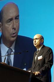 Los socios de Iberia apoyan a Conte ante la lucha de los pilotos contra la  aerolínea de bajo coste