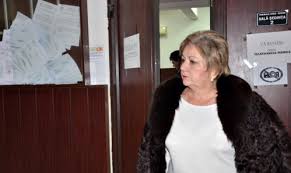 După introducerea numărului de dosar apăsați butonul căutare. Decizie Istorica A Curtii De Apel Timisoara Procurorii Obligati Sa Comunice Daca Notele Secrete Ale Sri Au Stat La Baza Autosesizarii Intr Un Dosar De Coruptie In Care A Depus Marturie Si Tatal