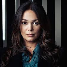 Lola dewaere est une actrice française. Astrid Et Raphaelle Bright Minds Raphaelle Coste Lola Dewaere Facebook