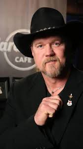 I know she don't love me fr she just want the bag...😔😮‍💨