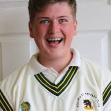 Scorecard: Bolton Villas 220/5