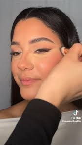 Danielle Hidalgo's Instagram, Twitter & Facebook