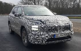 Next Gen Mitsubishi Outlander Will Debut In Early 2021 Go On Sale Shortly Thereafter Carscoops