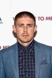 Chris Lowell's Instagram, Twitter & Facebook