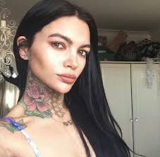 Check spelling or type a new query. Insolito Acusan A Cande Tinelli De Plagio Y Obsesion