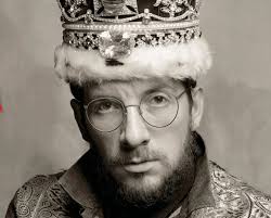 There are only three good kings in America: Gayle, Stephen, and Burger.”  #nokings Repost @indivisibleteam