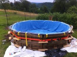 How To Make Swimming Pool Out Of Pallets Pool Selber Bauen Pool Selber Bauen Gunstig Paletten Pool