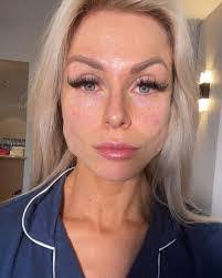 Mara Carson's Instagram, Twitter & Facebook