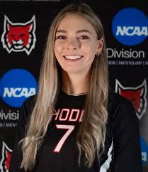 Gabrielle White's Instagram, Twitter & Facebook