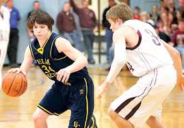 Elm Creek withstands Elwood's late surge