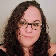 Carolyn Mcneece's Instagram, Twitter & Facebook