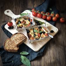 Mediterrane Grill Feta Packchen Dusentriebskitchendusentriebskitchen Feta Lebensmittel Essen Rezeptideen
