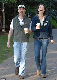 A heartfelt letter she'd written to the final recipient of the. How Jeff And Mackenzie Bezos Went From Geek To Chic Over The Years Daily Mail Online