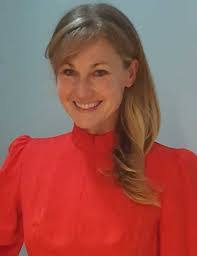 Thea Cooper's Instagram, Twitter & Facebook