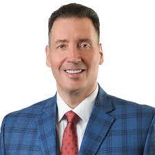 Steven Mckelvey's Instagram, Twitter & Facebook