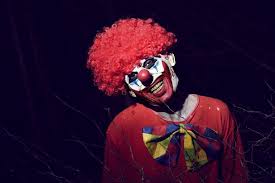 Diese ist die profilseite des trainers ed woodward. Killer Clown Craze Back As Masked Man Chases Terrified Mum And Kids With Knife Daily Star