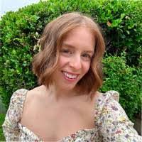 Taylor Bettis's Instagram, Twitter & Facebook