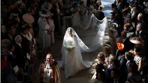 Весь мир обсуждает королевскую свадьбу и платье невесты, которое до последнего момента оставалось тайной! Korolevskaya Svadba Plate Megan Vo Vseh Podrobnostyah Bbc News Russkaya Sluzhba