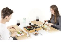 Alle frischen zutaten werden auf einer stahlplatte scharf angebraten und erhalten dadurch ihr einzigartiges röstaroma. Kupit Elektro Tischgrill Mit Wechselplatten Teppanyaki Fur Zuhause Ohne Na Aukcion De Iz Germanii S Dostavkoj V Rossiyu Ukrainu Kazahstan