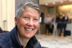 Effective Leader Journal: A Journal To Build Your Leadership Skills With  Power & Reflection (Journals): Moody, Claire, Moody, Ralph, Journals, JCRM:  9798667037316: Amazon.com: Books