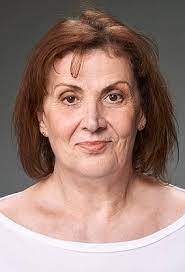 18 most ravishing hairstyles for double chin short length bob. The Haircuts As Anti Ageing As A Facelift Daily Mail Online