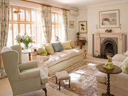 Ngomoin soal desain rumah tentu saja konsep minimalis menjadi juaranya, mulai remaja hingga dewasa sangat menyukai model desain seperti ini. Desain Interior Rumah Sederhana Ala English House Interiordesign Id