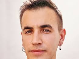 Juan del Canto, alcalde desde los 19: “La política es incompatible con el  amor. No tienes tiempo ni de llorarlo”