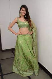 Saree navel touch in saree #romanticscene #navelslip #hotnavel #navel #celebstvnavel #naveltouch #sexynavel #serialactressnavel like the video and subscribe to the channel for more updates on kriti sanon navel show at housefull 4 trailer launch (virtical edit full hd) #kritisanon #housefull4. Pin On Beauty