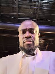 I had a Vision in which I saw the epicenter of the earth cracked open. This  one s a call to urgent prayer, seeking God's mercy. Because the crack was  at the