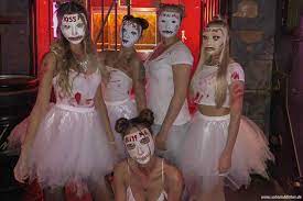 Du hast genug von einfallslosen halloween kostümen und einheitsverkleidungen, sondern willst zu halloween selbst kreativ werden? Halloween Kostum Candy Girl Aus The Purge Schnin S Kitchen