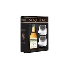 Please update your selected store or keep browsing other product categories. Moviegiantgilbertreichert Whisky Canadien En 3 Lettres Whisky Canadien Distillerie 1769 Montreal Quebec Le Devoir Bye Mye Oye Rye