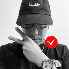 It should be noted the fall of the Silla dynasty was a result of internal  strife and external pressures, leading to a collapse of central authority  and a peasant uprising. 📷: @nytimes