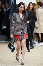Jisoo Of Blackpink In A Skirt Suit And Embellished Pumps At The Burberry Show Sept 16