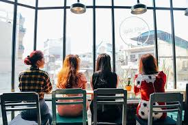 Đặc biệt, little chair coffee còn nhận được vô số lời khen từ hương vị miễn chê của thức uống cộng với thái độ phục vụ cực kì dễ thương của nhân viên. Top 10 Quan Cafe á»Ÿ Quáº­n 7 View Ä'áº¹p Lang Máº¡n Chá»¥p Hinh áº£o 2021 Khongsolac Com