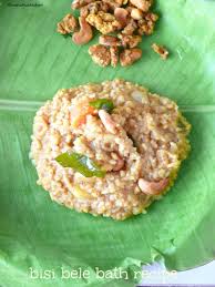Karnataka Style Bisi Bele Bath Recipe Bisi Bele Bhath Bisi Bele Huli Anna Recipe Recipes Vegetarian Platter Bath Recipes