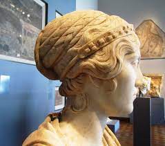 Roman Woman S Hairstyle Insparartion Roman Hairstyles Roman Hair Ancient Rome