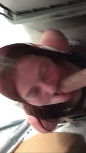 Homeless Gumjob Behind Dumpster - ThisVid.com