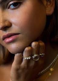 Hedy white pearl ring 14k gold