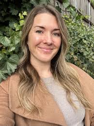 Mary Overman's Instagram, Twitter & Facebook