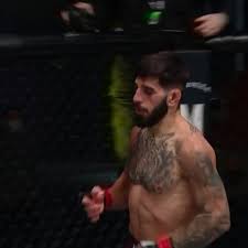 Ilia topuria is a ufc fighter from alicante, spain. Mmafighting Com On Twitter Scaaaaarrrrrryyyy Ko By Ilia Topuria Ufcvegas16 Ufc Https T Co Jm8myhwijp