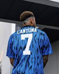 How many goals has memphis depay scored this season? Football Tweet On Twitter Memphis Depay S Retro United Game Is Strong