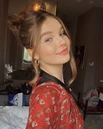 𝐲𝐨𝐮𝐧𝐠 𝐦𝐨𝐭𝐡𝐞𝐫