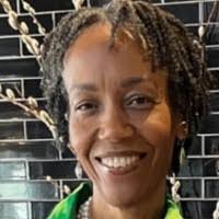 Phyllis Groves's Instagram, Twitter & Facebook