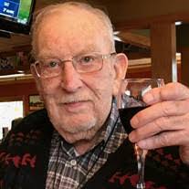 Kay Holcomb's Instagram, Twitter & Facebook