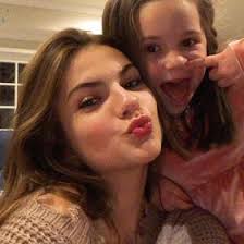 Ella Boyle (ellaboyle)